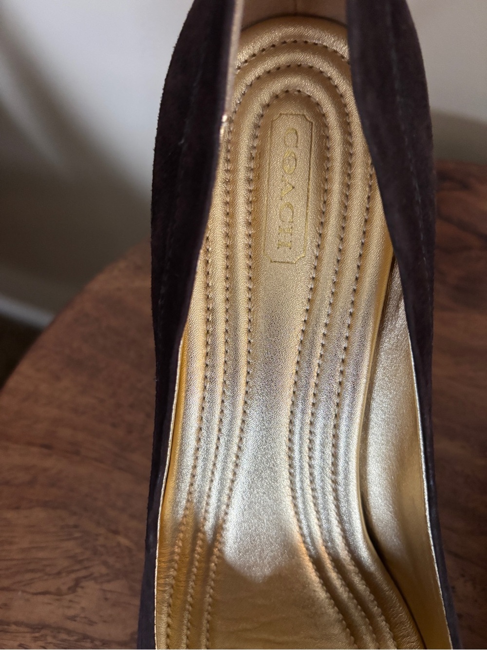 Coach brown suede slip-on pumps - Picture 4 of 5